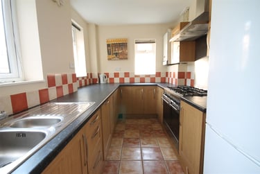 6 bed house, Bolingbroke Street, Jesmond Vale, Newcastle, NE65PH - Image 2